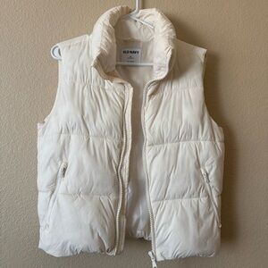 Old Navy Cream puffer vest XS